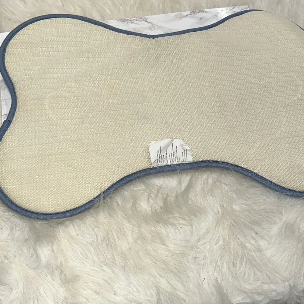 Blue Dog Feeding Mat
